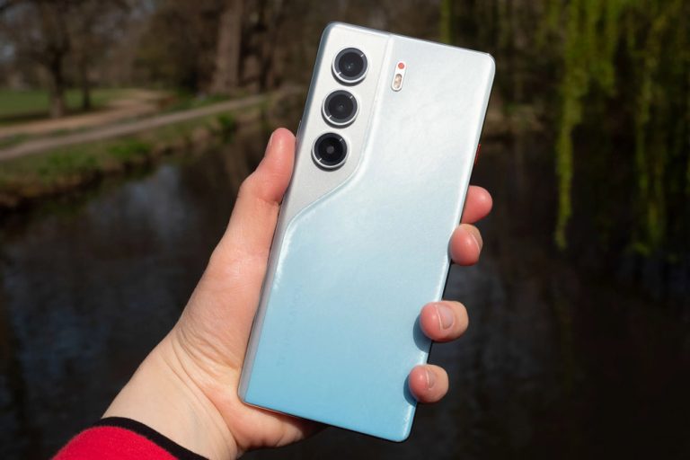 مراجعة الهاتف Camon 40 Pro من تكنو … قوة في التصميم والتصوير