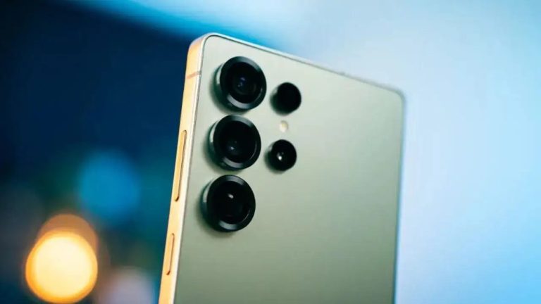 هاتف سامسونج Galaxy S26 Ultra قد يأتي أخيرًا بشحن سريع حقيقي