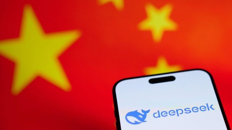 إطلاق DeepSeek-R2 قد يتم في أواخر أغسطس مع سعي الصين إلى استقلال الذكاء الاصطناعي