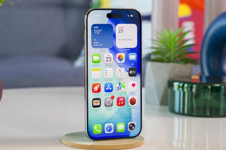 مراجعة iPhone Air .. أداء متقدّم في هيكل نحيف للغاية