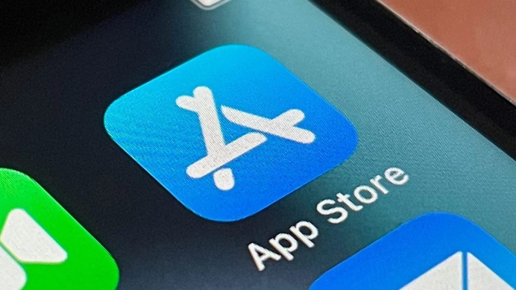 آبل ستبدأ بعرض المزيد من الإعلانات في متجر التطبيقات ابتداءً من مارس