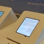 تقنية شاشة OLED القابلة للطي الجديدة من سامسونج تنهي أخيرًا مشكلة تجعد الشاشة